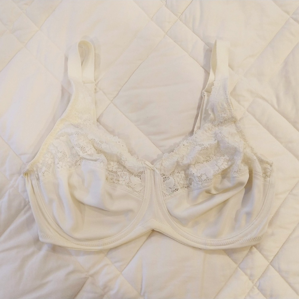 Lilyette Comfort Lace Minimizer Bra 34D